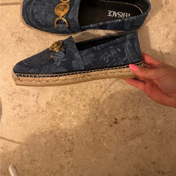 Versace Barocco Medusa '95 Blue Denim Espadrilles New - Picture 4 of 7